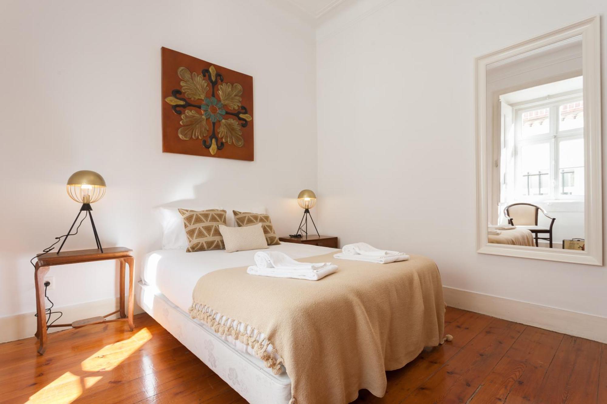 Tejo Vintage Three-Bedroom Apartment - By Lu Holidays Lissabon Exterior foto